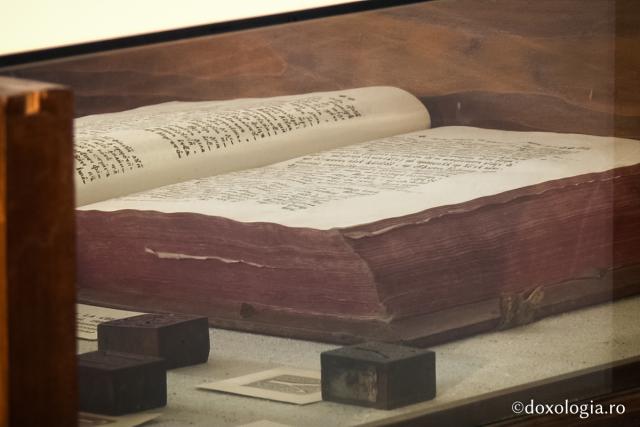 foto: Ștefan Cojocariu (Foto) Crâmpeie din viața culturală a Mănăstirii Neamț