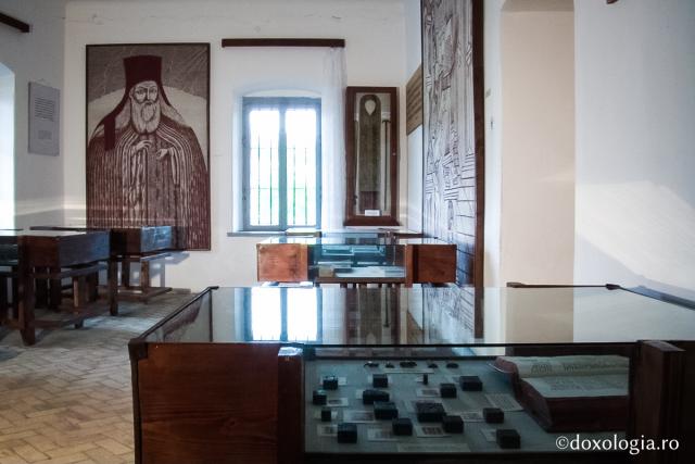 foto: Ștefan Cojocariu (Foto) Crâmpeie din viața culturală a Mănăstirii Neamț