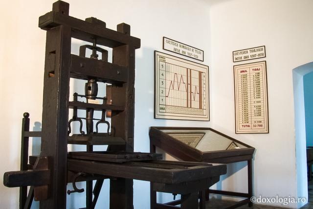 foto: Ștefan Cojocariu (Foto) Crâmpeie din viața culturală a Mănăstirii Neamț