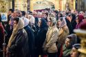 În Biserică nu e loc de „bisericuțe” / Foto: Ștefan Cojocariu credincioși participând la Sfânta Liturghie