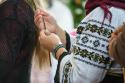 Ce se întâmplă când omul crede în Dumnezeu? / Foto: Ștefan Cojocariu lumânare aprinsă în mână