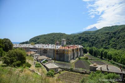 Mănăstirea Iviron (Foto: Silviu Cluci) Mănăstirea Iviron, Sfântul Munte Athos