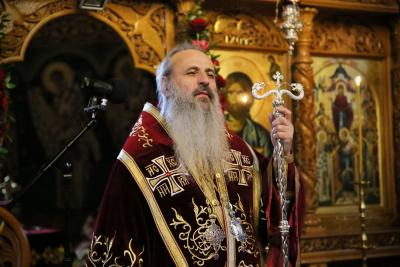 (Video) IPS Teofan: „Rugăciunea duce la cunoaștere, și asta o vedem și în viața Sf. Nicolae”