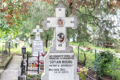 Mormântul părintelui Sofian Boghiu / sursa foto - basilica.ro