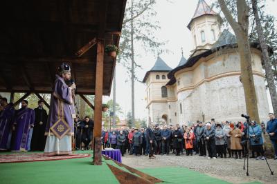 PS Benedict PS Benedict