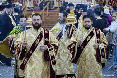 Slujba de priveghere în cinstea Sfântului Dimitrie cel Nou, ocrotitorul Bucureștilor / Foto credit: Basilica.ro / Mircea Florescu (Foto) Slujbă de priveghere în cinstea Sfântului Dimitrie cel Nou, ocrotitorul Bucureștilor