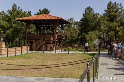 Mormântul Cuviosului Paisie Aghioritul / Foto: pr. Silviu Cluci Mormântul Cuviosului Paisie Aghioritul