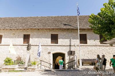 Mănăstirea „Sfânta Cruce” din Omodos, Cipru / Foto: pr. Silviu Cluci Mănăstirea „Sfânta Cruce” din Omodos, Cipru