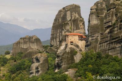 Mănăstirea „Sfântul Nicolae” Anapafsas / Foto: pr. Silviu Cluci Mănăstirea „Sfântul Nicolae” Anapafsas