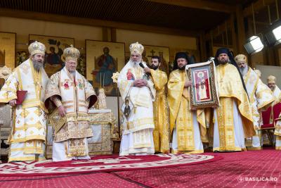 Patriarhul Ecumenic a slujit la sărbătoarea Sfântului Dimitrie cel Nou / Foto: Mircea Florescu – basilica.ro Patriarhul Ecumenic a slujit la sărbătoarea Sfântului Dimitrie cel Nou