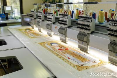 Veșminte brodate pentru Sfinții Cuvioși Petroniu de la Prodromu și Dionisie de la Colciu / Foto: pr. Silviu Cluci Veșminte brodate pentru Sfinții Cuvioși Petroniu de la Prodromu și Dionisie de la Colciu