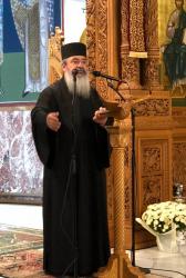 Arhimandritul Nifon Tsapas (Vatopedinul) Arhimandritul Nifon Tsapas (Vatopedinul)