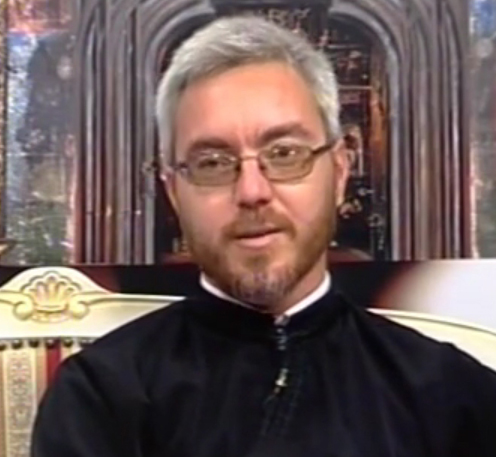 Preot Gabriel Roman