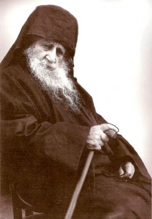 Părintele Arsenie Spileotul (cel din peșteră) (1)