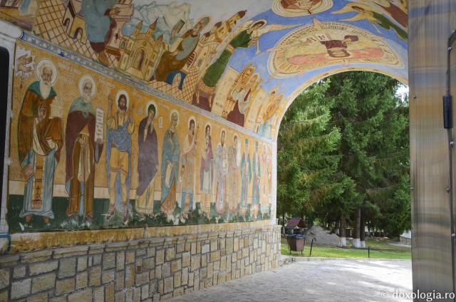 Reînființarea Mănăstirii Durău