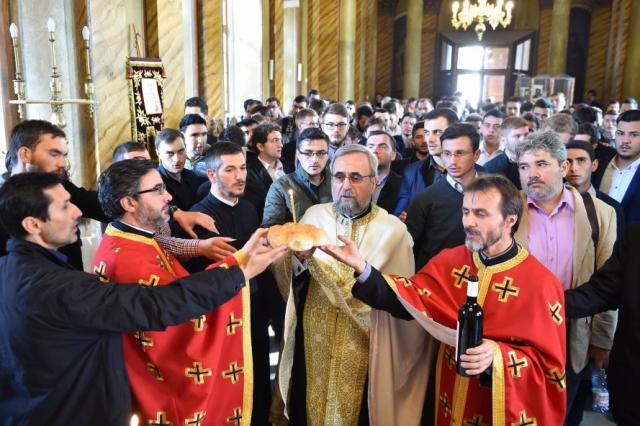 Părintele Dumitru Stăniloae a fost comemorat la Bucureşti