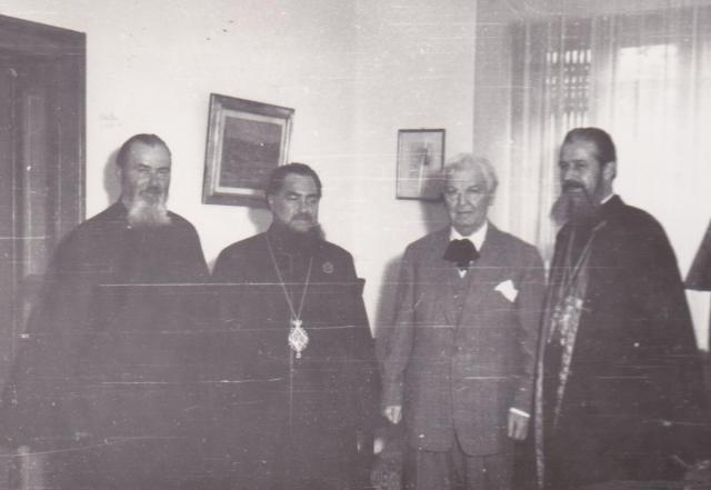 Sadoveanu, apărător al monahismului românesc