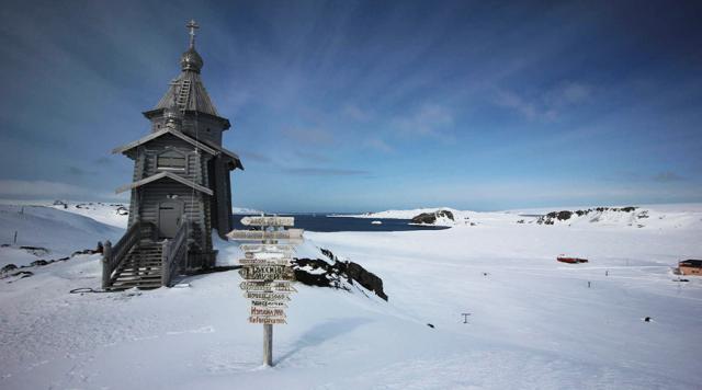 Cea mai sudică biserică ortodoxă din lume: A fost construită în munții Altai și transportată în Antarctica