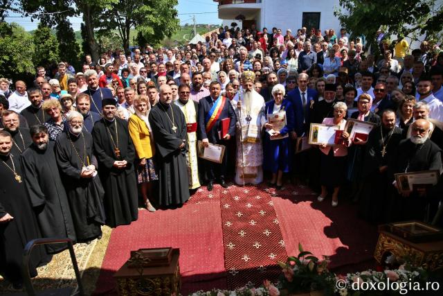 Biserica din Todirel a primit, cu ocazia hramului, veșmântul cel nou al sfințirii