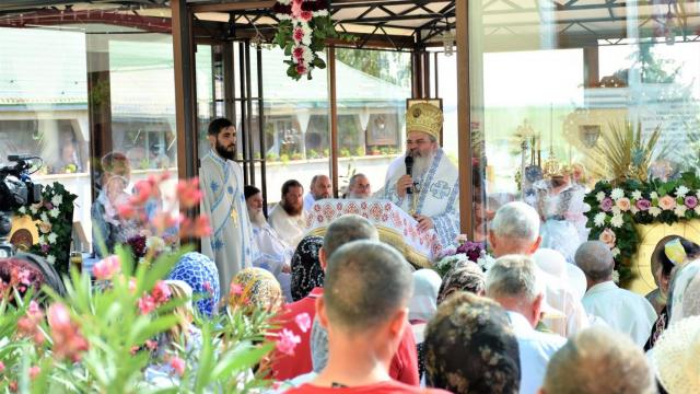 PS Ignatie, Episcopul Hușilor la Mănăstirea Moreni, județul Vaslui