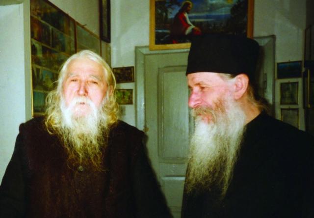 Părintele Cleopa Ilie alături de Părintele Ioanichie Bălan