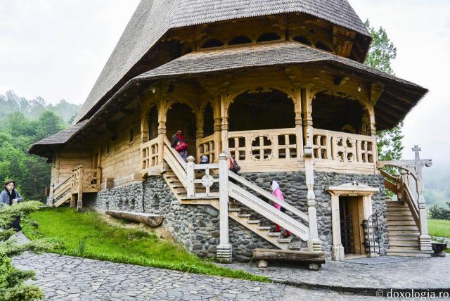 (Foto) Mănăstirea Bârsana – „Muntele Athos de Maramureș” 