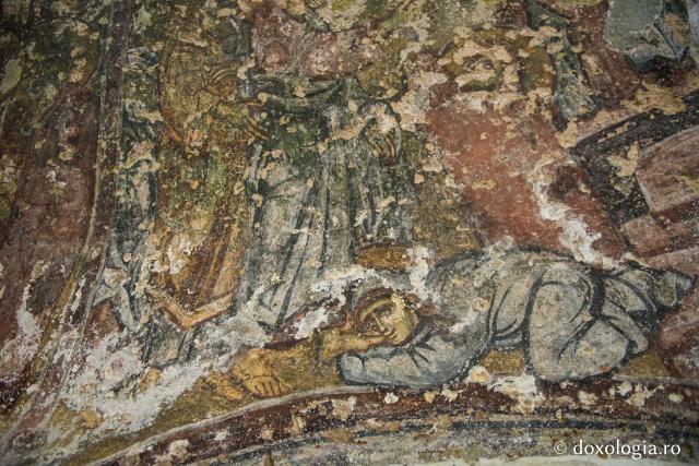 Mănăstirea rupestră Corbii de Piatră (galerie FOTO)