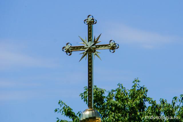 (Foto) Mănăstirea Sfânta Treime Balș 