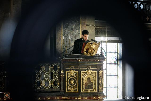 Sfânta Liturghie în spiritul Bizanțului de altădată (galerie FOTO)