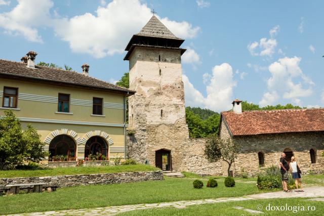 (Foto) Mănăstirea Studenica – leagănul spiritualităţii sârbe