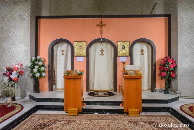 (Foto) Stirigoi – Mănăstirea denumită după planta otrăvitoare care creşte doar aici 