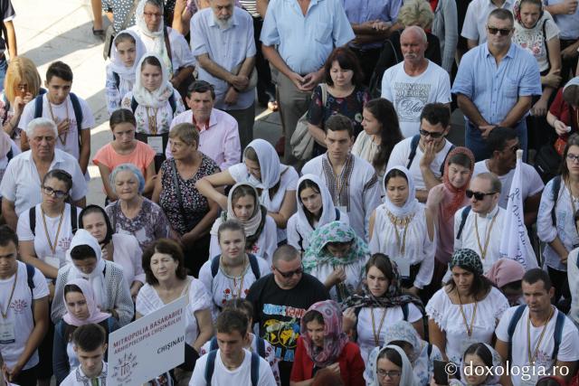 (Foto) Sfânta Liturghie din cadrul Întâlnirii Tinerilor Ortodocși din Moldova