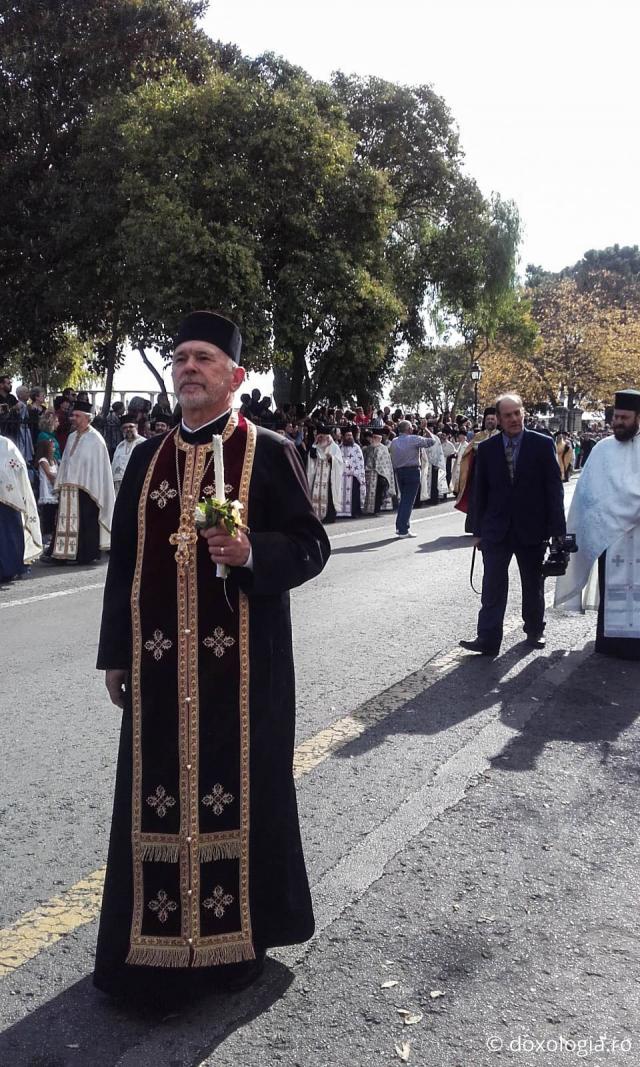 (Foto) Procesiune cu moaștele Sfântului Ierarh Spiridon în Insula Corfu - 4 noiembrie 2018