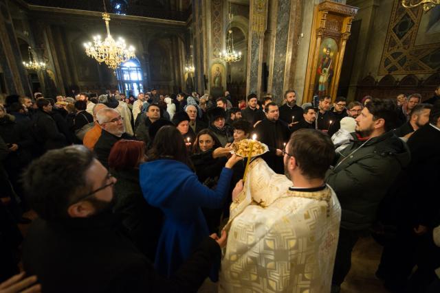 (Foto) Slujba Parastasului pentru făuritorii Unirii Bucovinei cu Regatul României, la Catedrala Mitropolitană din Iași