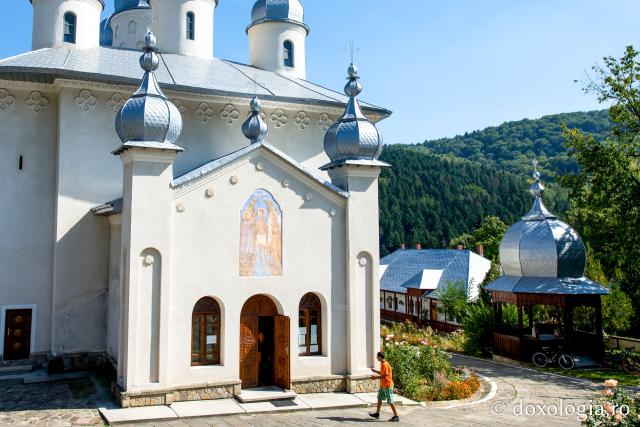 (Foto) Mănăstirea Horaița ‒ arhitectură unică în țară