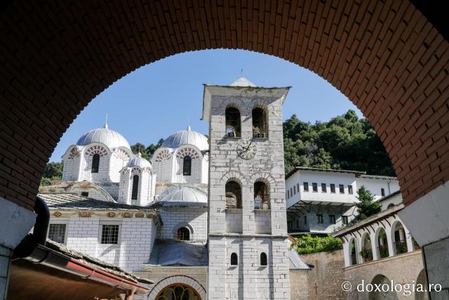 (Foto) Paşi de pelerin la Mănăstirea Ikosifinissa – Drama, Grecia