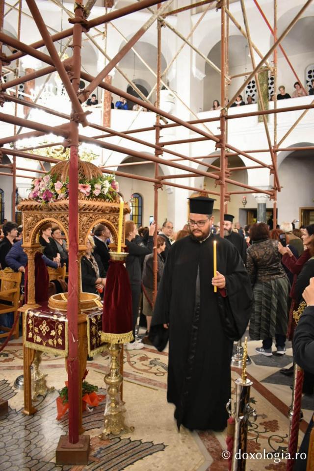 (Foto) În Eghina, în ajun de sărbătoarea Sfântului Ierarh Nectarie