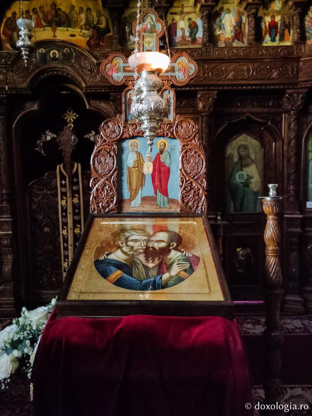 Icoană Sfinții Apostoli - Paraclisul Sfinților Apostoli „Petru și Pavel” de la Mănăstirea Putna