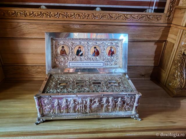 Moaștele Sfinților Cuvioși Sila, Paisie și Natan de la Sihăstria Putnei - Mănăstirea Putna