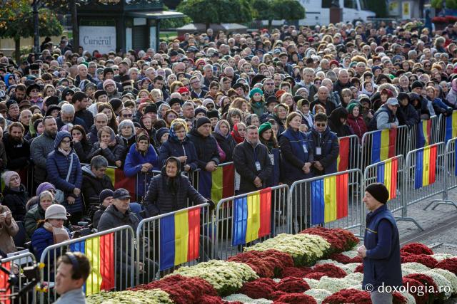 Bucuria credinței la Iași – Sfânta Liturghie în cinstea Sfintei Parascheva și a Sfântului Grigorie Palama, 2025 / Foto: Claudiu Pântea (Foto) Bucuria credinței la Iași – Sfânta Liturghie în cinstea Sfintei Parascheva și a Sfântului Grigorie Palama, 2025