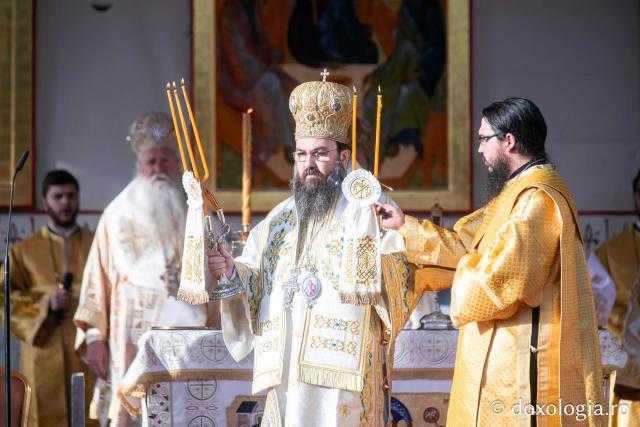 Bucuria credinței la Iași – Sfânta Liturghie în cinstea Sfintei Parascheva și a Sfântului Grigorie Palama, 2025 / Foto: Pr. Silviu Cluci Bucuria credinței la Iași – Sfânta Liturghie în cinstea Sfintei Parascheva și a Sfântului Grigorie Palama, 2025