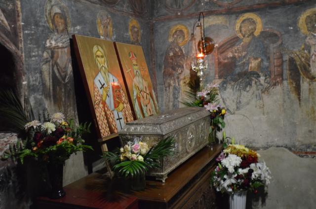 Sfântul Leontie de la Rădăuți și Sfântul Teodosie de la Brazi, Mănăstirea Bogdana