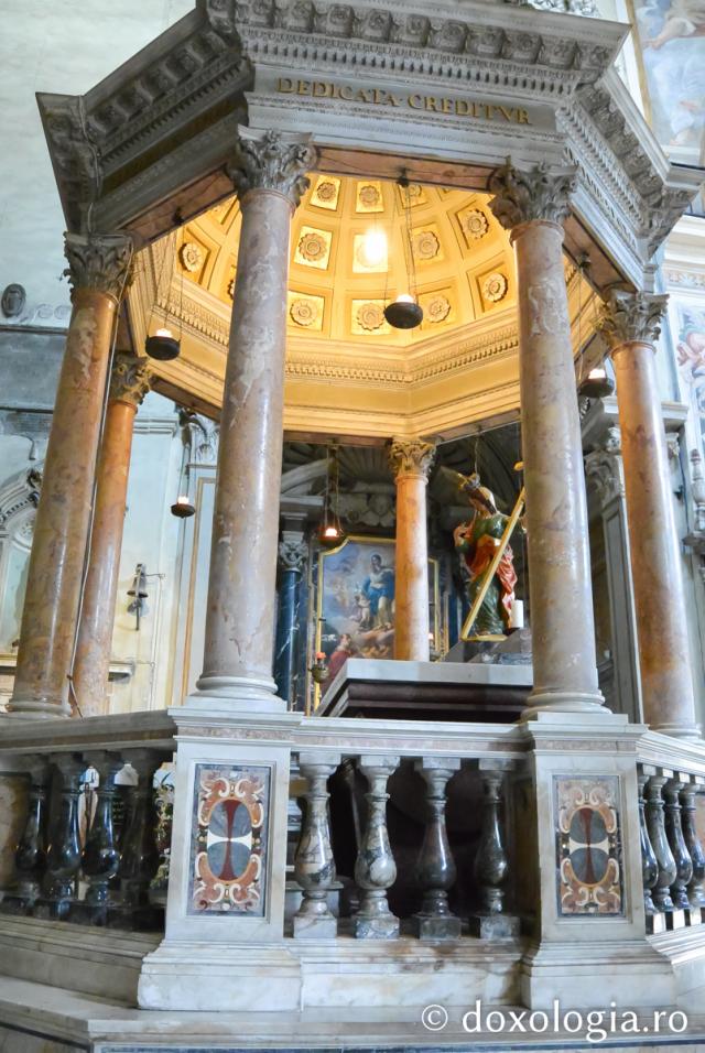Mormântul cu moaștele Sfintei Împărătese Elena și ale Sfântului Mucenic Artemie - Biserica Santa Maria din Roma