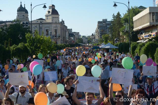Marșul pentru Familie – Iași, 2015 – GALERIE FOTO