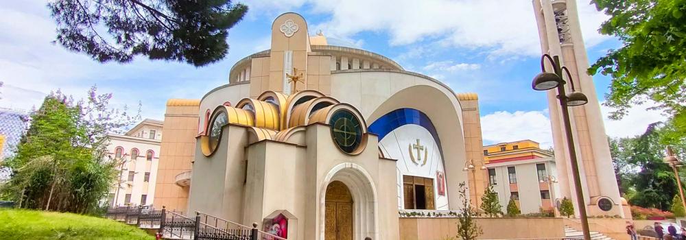 Catedrala „Învierea Domnului” – Tirana, Albania