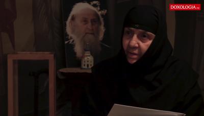 (Video) Monahia Mariam Zakka – „Întâlnirea cu duhovnicul: părintele Sofronie Saharov” 