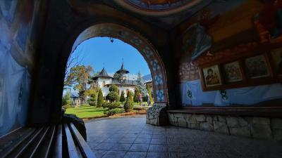 (Video) 10 lucruri despre Mănăstirea Bujoreni