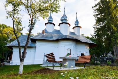 (Video) Vorona – mănăstirea din mijlocul codrilor